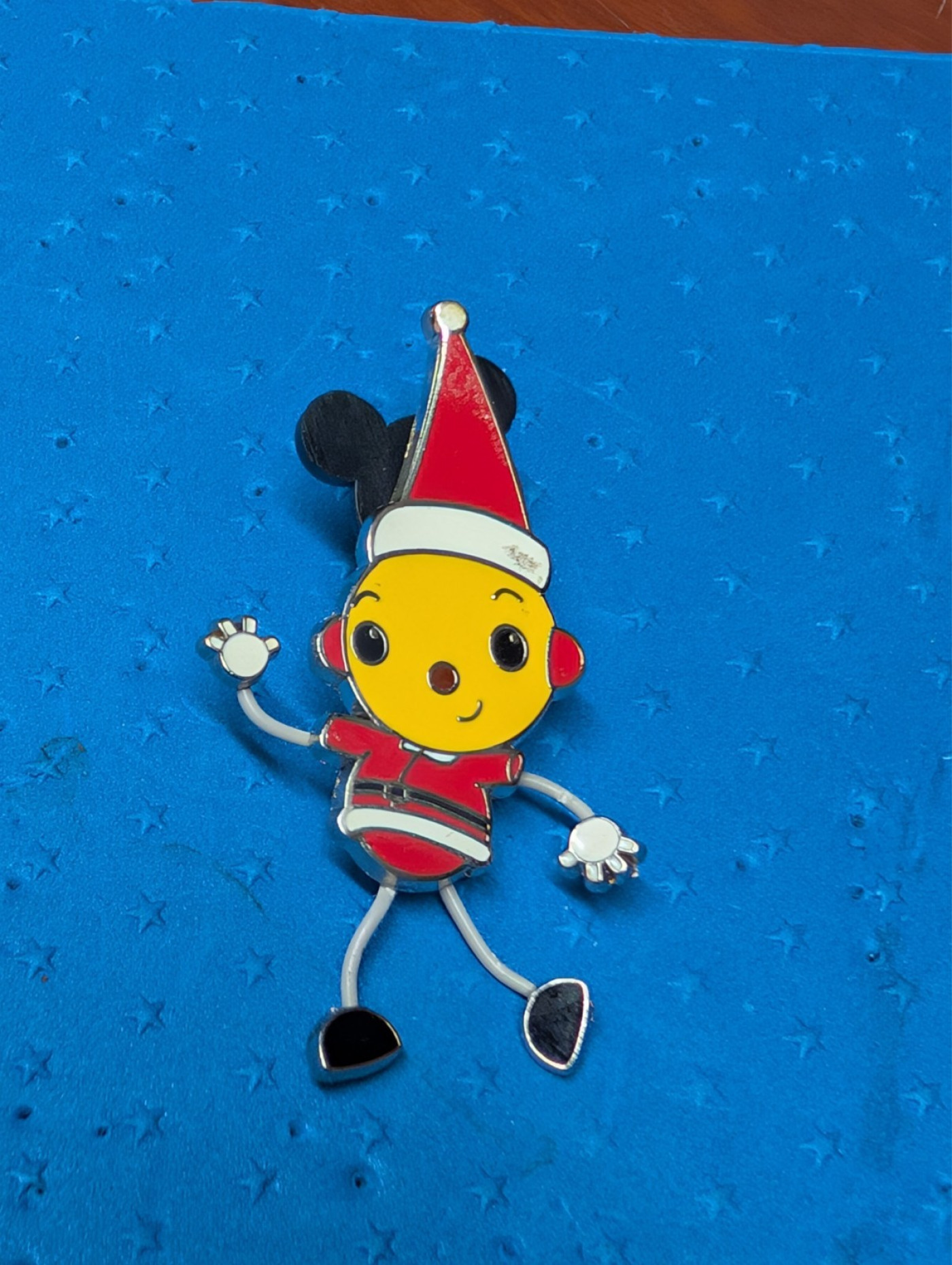 EXTREMELY RARE! DISNEY Trading Pin - ROLIE POLIE OLIE SANTA