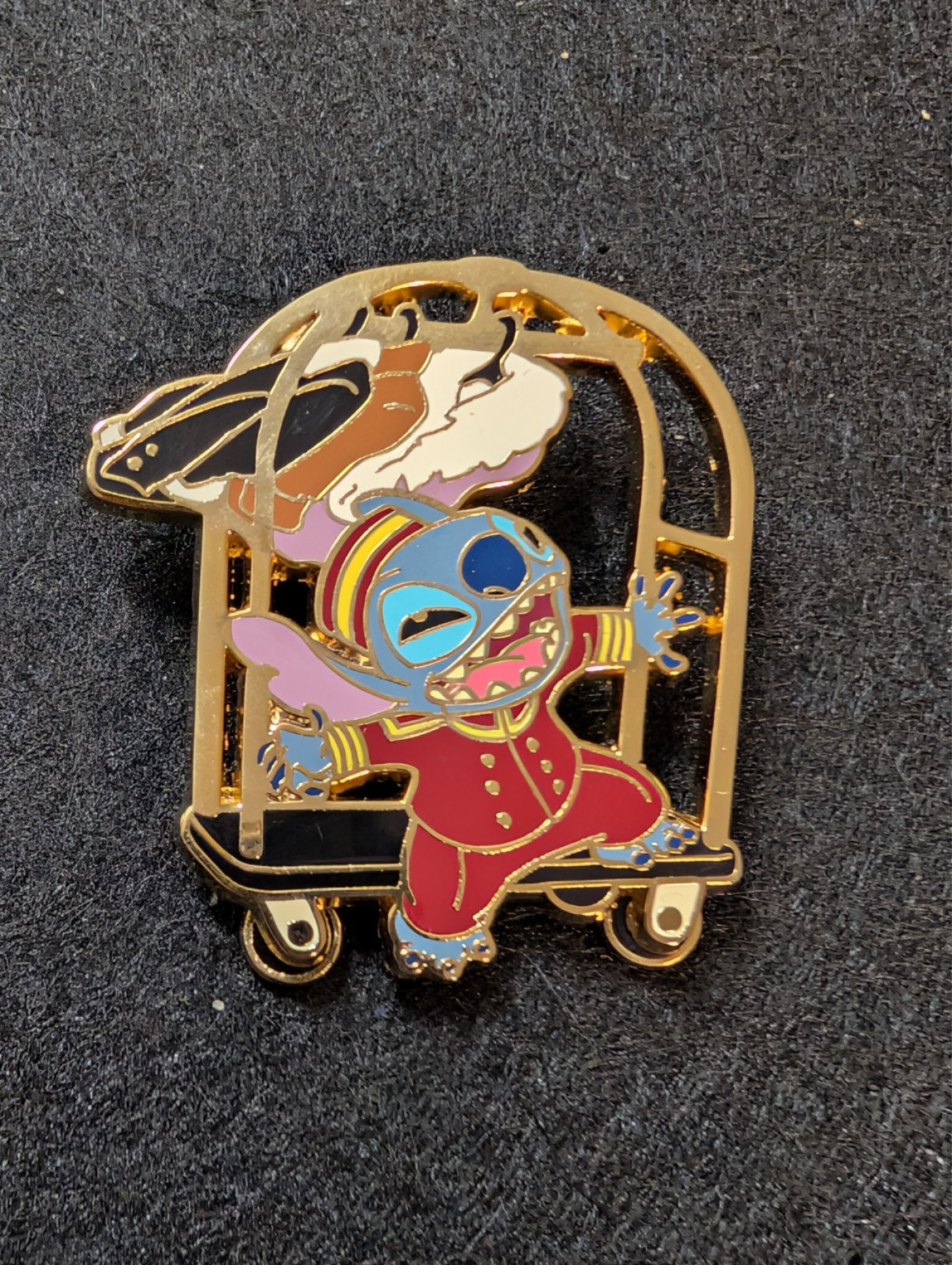 LE Stitch Bellhop Cart Twilight Zone Hollywood Tower of Terror Disney Pin