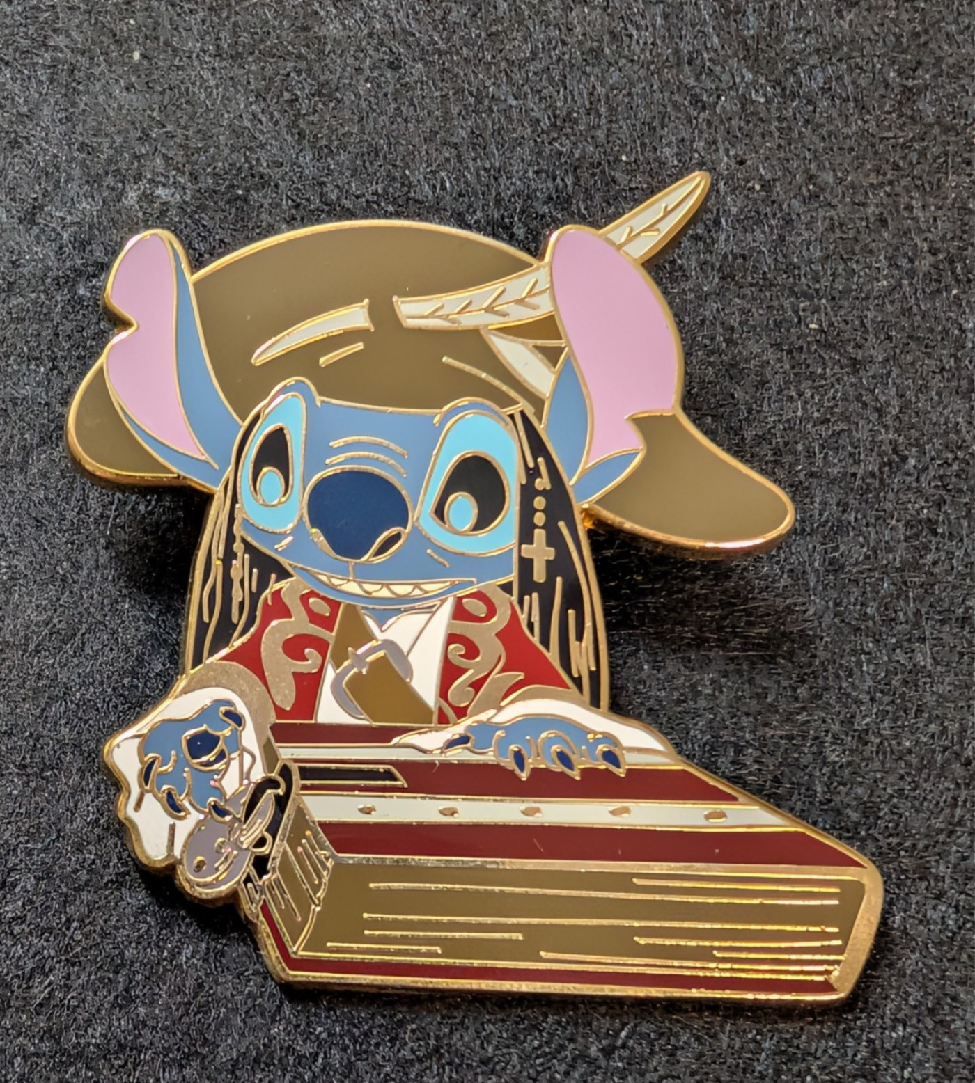 Disney DSSH Pirates of the Caribbean Stitch LE 300