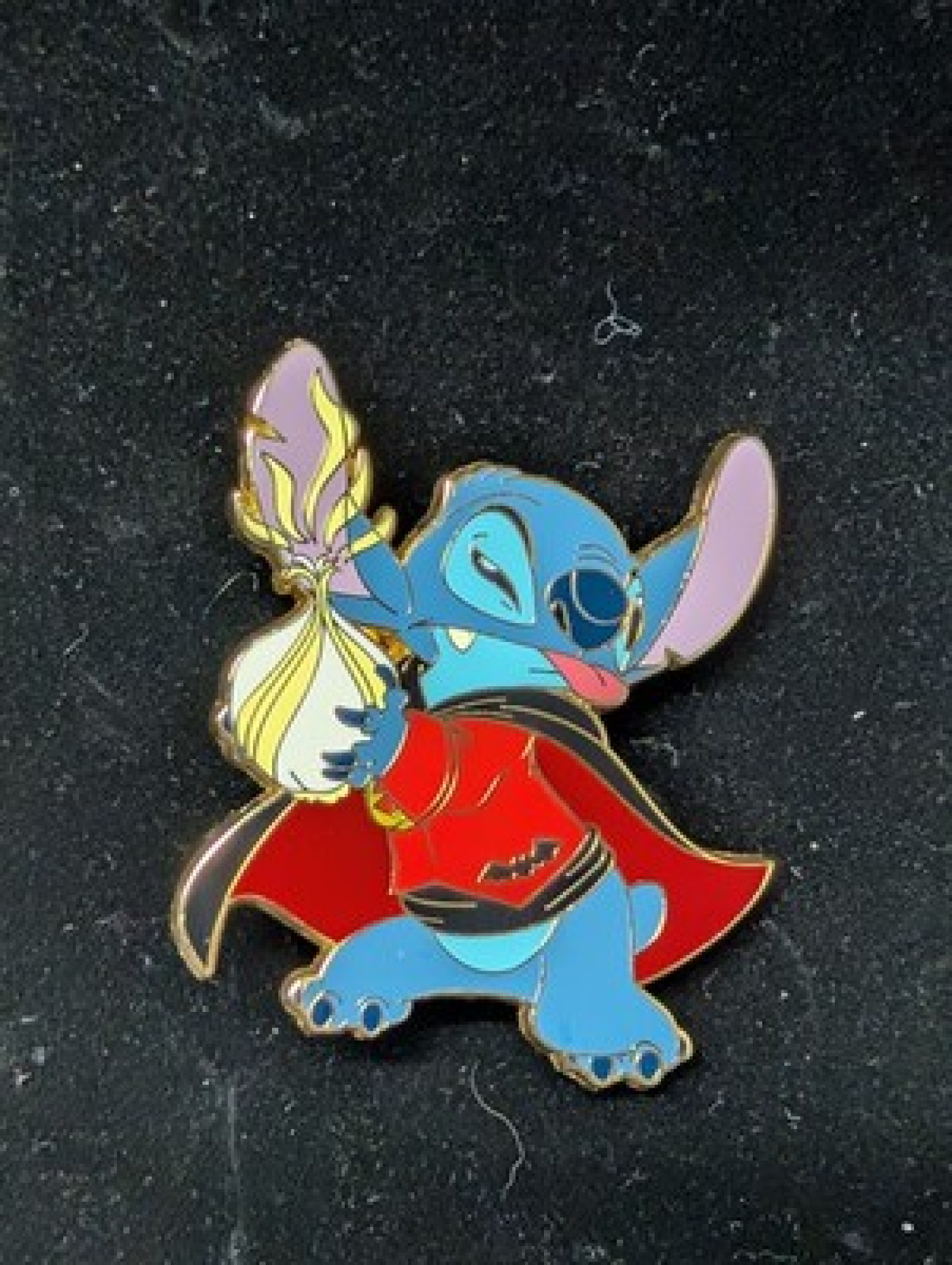 Disney Shopping LE250 Stitch as Vampire with Garlic Pin 