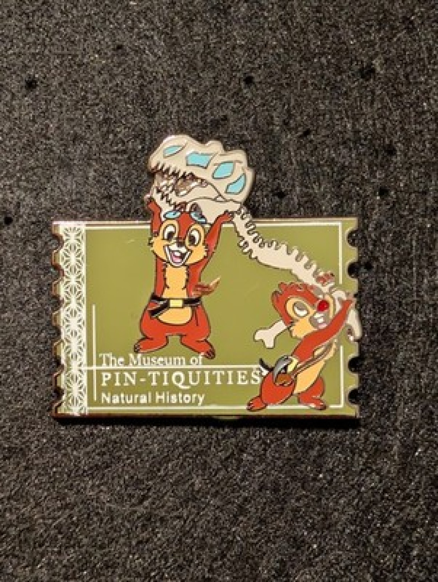 Chip & Dale - Museum of Pin-tiquities - Stamp Pin - Limited Edition 1400