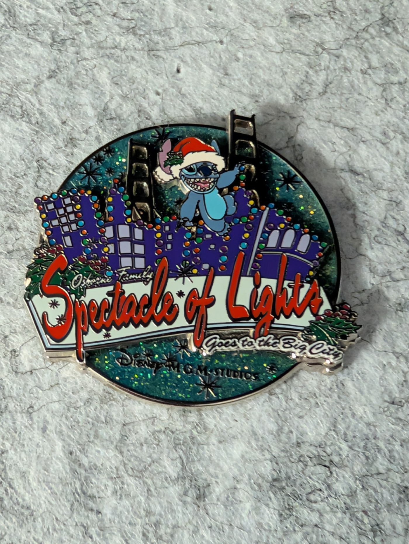 Disney Osborne Family Spectacle of Lights 2004 -Stitch In The City  pin