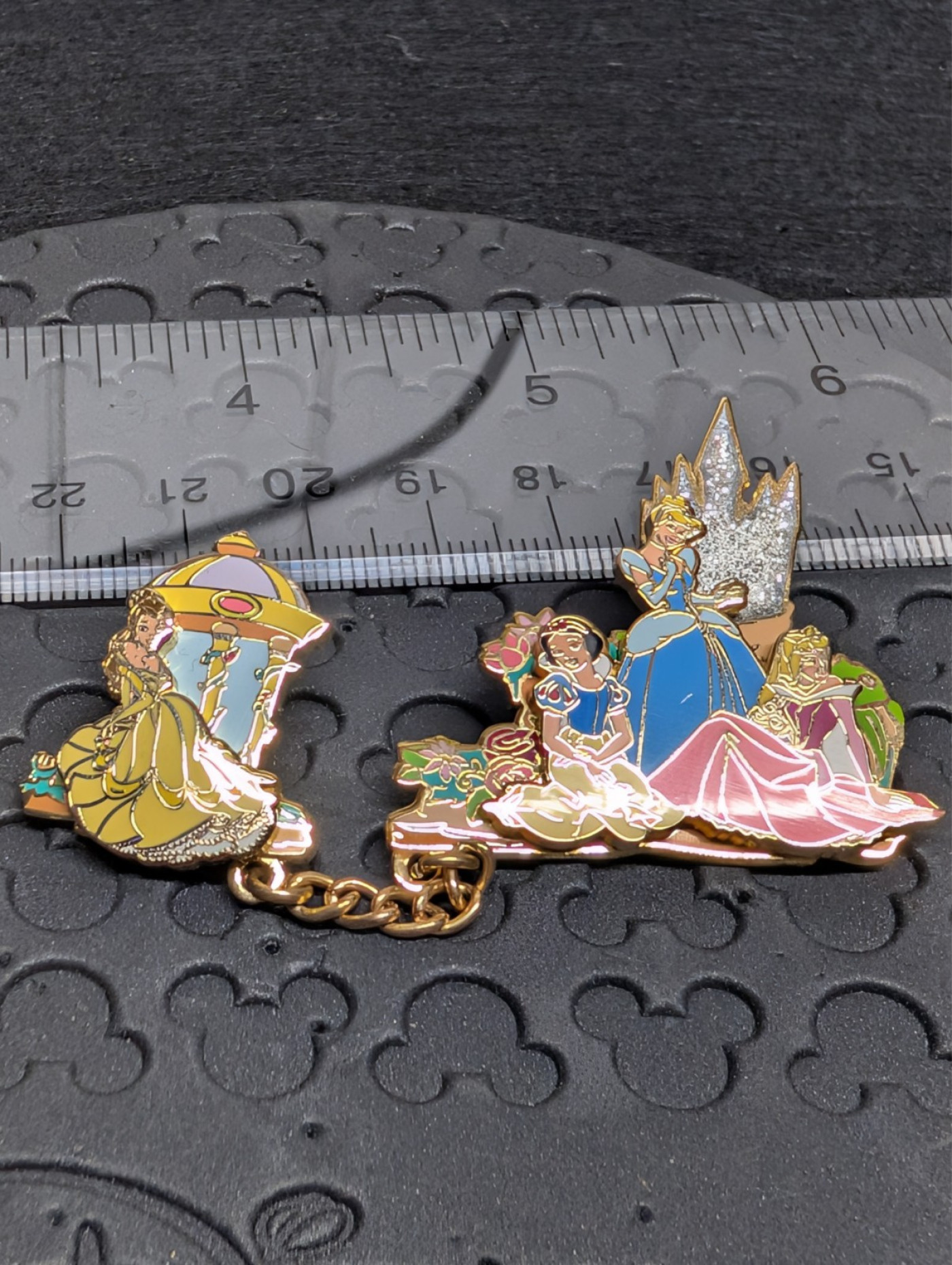 Disneyland Paris Pin - Once Upon Dream Parade Princesses