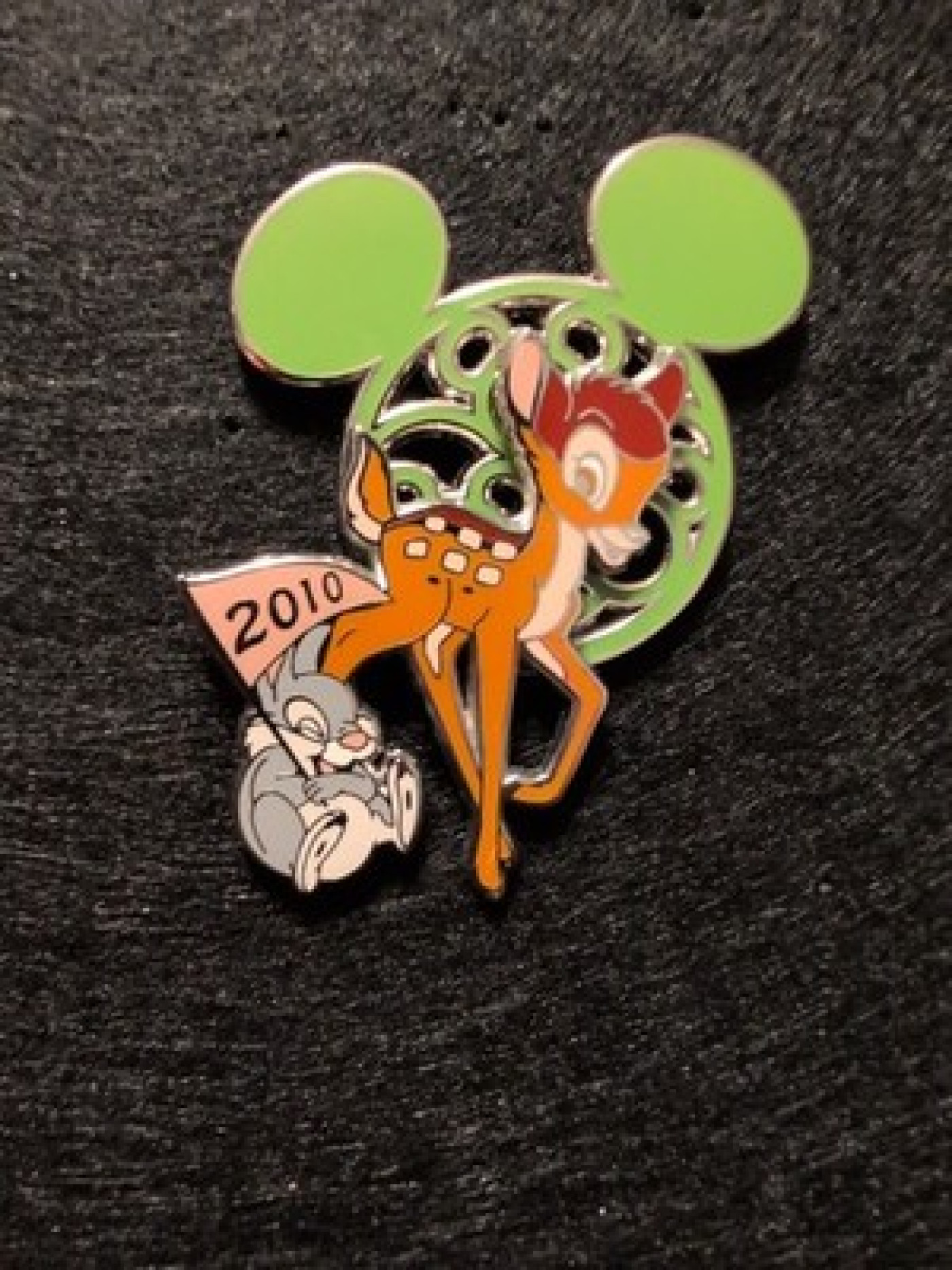 Disney 2010 Character Ears Collection Bambi & Thumper 2 Pin Set LE 2000 NEW RARE