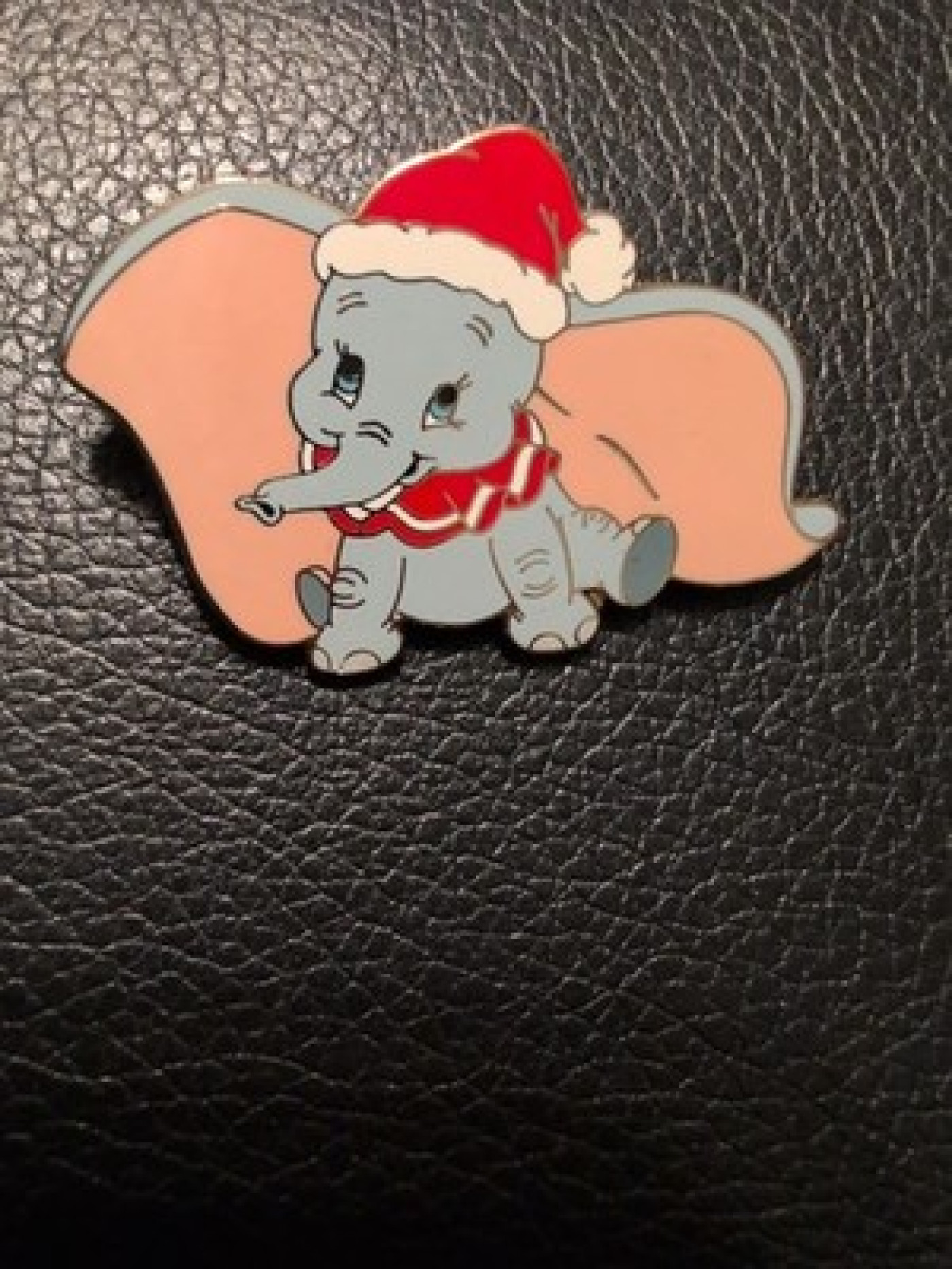 DISNEY WDW CHRISTMAS 2003 DUMBO PIN