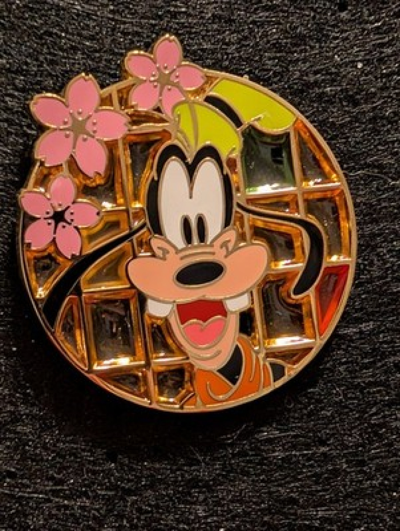 Goofy Stained Glass - Sakura - Cherry Blossom 2004 Japan Disney Pin 