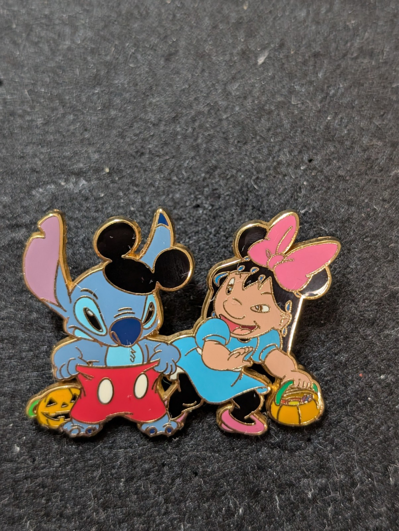 Disney Auctions - Lilo and Stitch as Mickey & Minnie 2004 LE 1000