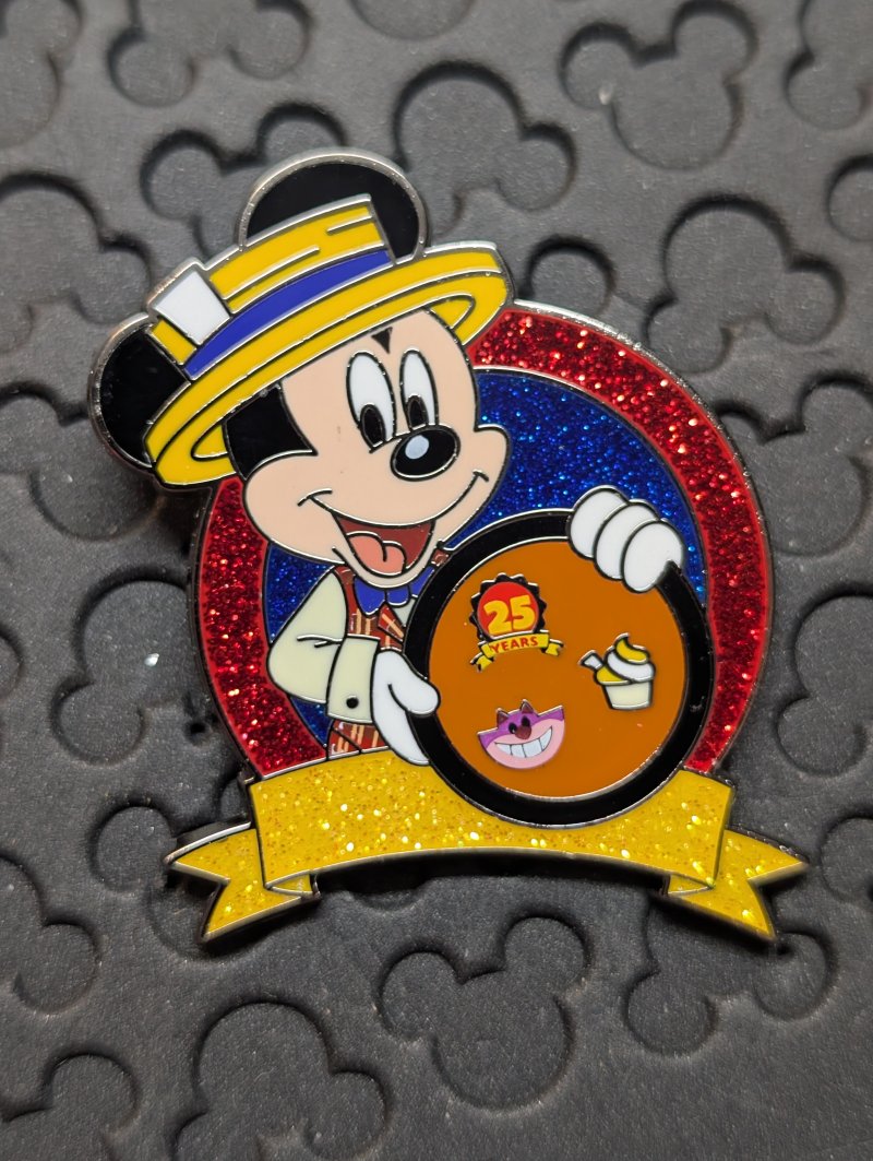 Mickey Mouse 25 Years of Pin Trading