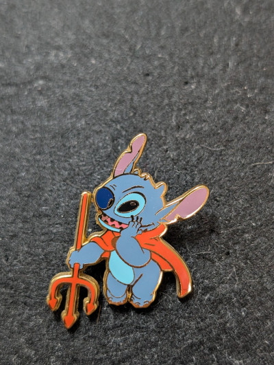 Disney Auctions Halloween Stitch In Devil Costume LE 1000