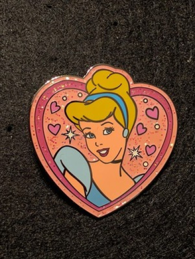 Disney Trading Pin CINDERELLA Heart Shape Pin
